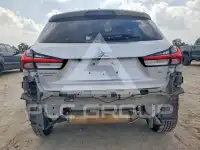 2021 Mitsubishi OUTLANDER photo
