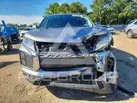 2021 Mitsubishi OUTLANDER фото