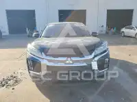 2021 Mitsubishi OUTLANDER photo