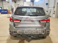 2021 Mitsubishi OUTLANDER photo