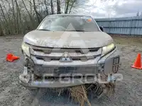 2021 Mitsubishi OUTLANDER фото
