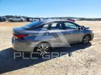2021 Nissan VERSA фото