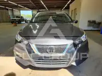 2021 Nissan VERSA фото
