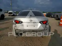 2021 Nissan VERSA фото