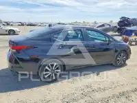 2021 Nissan VERSA фото