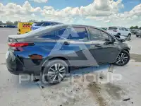 2021 Nissan VERSA фото