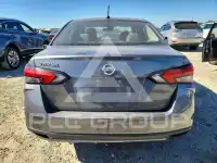 2021 Nissan VERSA фото
