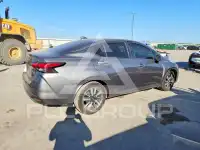 2021 Nissan VERSA фото