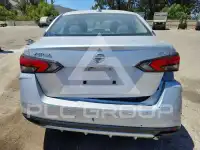 2021 Nissan VERSA фото