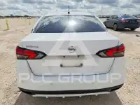 2021 Nissan VERSA фото