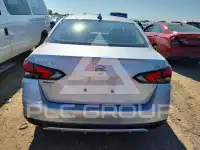 2021 Nissan VERSA фото