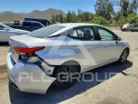 2021 Nissan VERSA фото