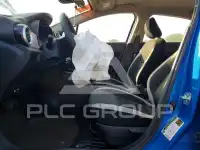 2021 Nissan VERSA фото