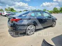 2021 Nissan VERSA photo