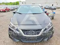 2021 Nissan VERSA photo