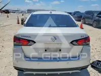 2021 Nissan VERSA photo