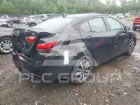 2021 Nissan VERSA photo