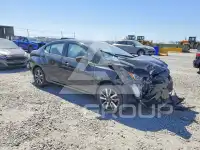 2021 Nissan VERSA photo