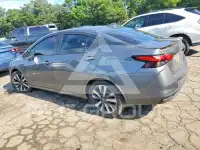 2021 Nissan VERSA photo
