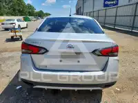 2021 Nissan VERSA фото