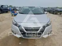 2021 Nissan VERSA photo