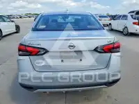 2021 Nissan VERSA фото