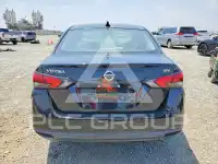 2021 Nissan VERSA фото