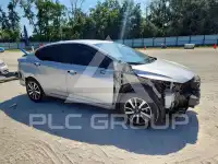 2021 Nissan VERSA фото