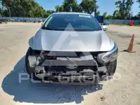 2021 Nissan VERSA фото