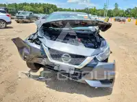 2021 Nissan VERSA фото