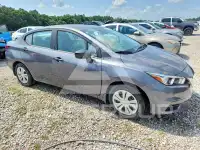 2021 Nissan VERSA photo
