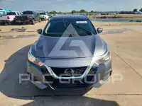 2021 Nissan VERSA photo