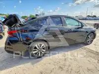 2021 Nissan VERSA фото