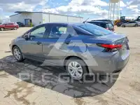 2021 Nissan VERSA фото