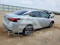 2021 Nissan VERSA фото