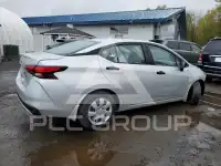 2021 Nissan VERSA photo