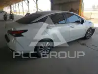 2021 Nissan VERSA фото