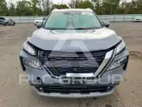 2021 Nissan ROGUE photo