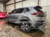 2021 Nissan ROGUE photo