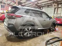 2021 Nissan ROGUE photo