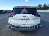 2021 Nissan ROGUE photo