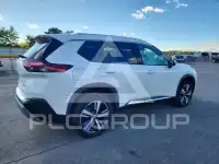 2021 Nissan ROGUE photo