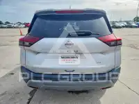 2021 Nissan ROGUE photo