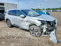 2021 Nissan ROGUE фото