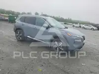 2021 Nissan ROGUE photo