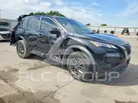 2021 Nissan ROGUE photo