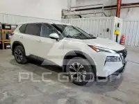 2021 Nissan ROGUE photo
