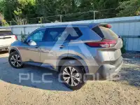 2021 Nissan ROGUE photo