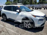 2021 Nissan ROGUE photo