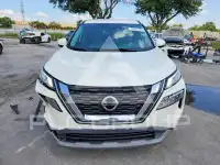 2021 Nissan ROGUE photo